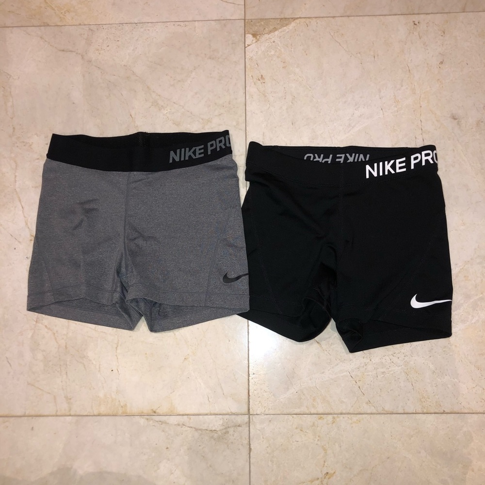 Nike pro size S